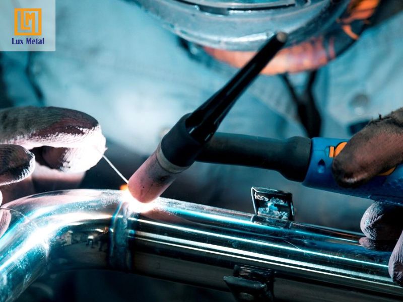 Lux Metal nhận gia công hàn inox theo yêu cầu tại TPHCM