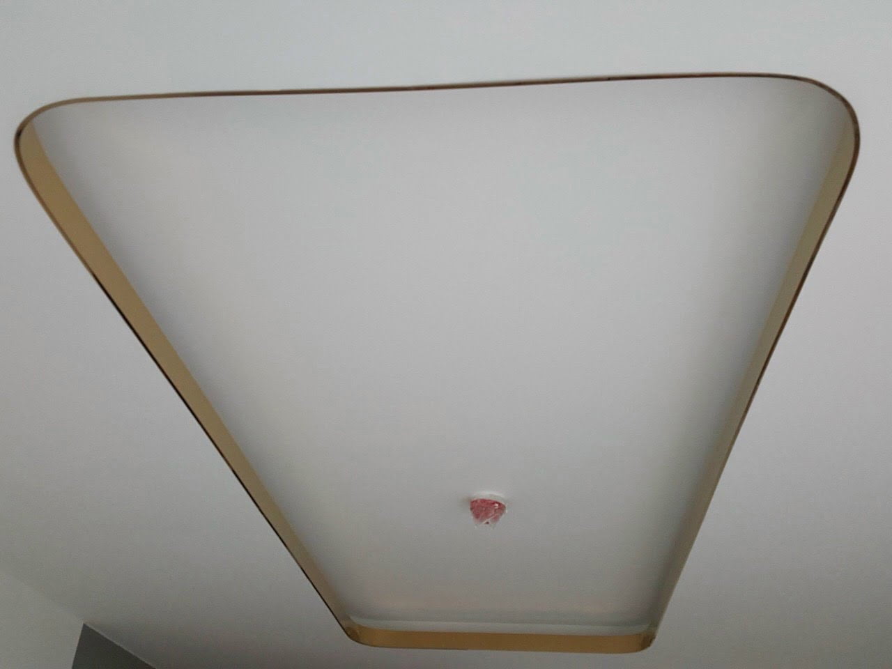 Nẹp inox trần thạch cao