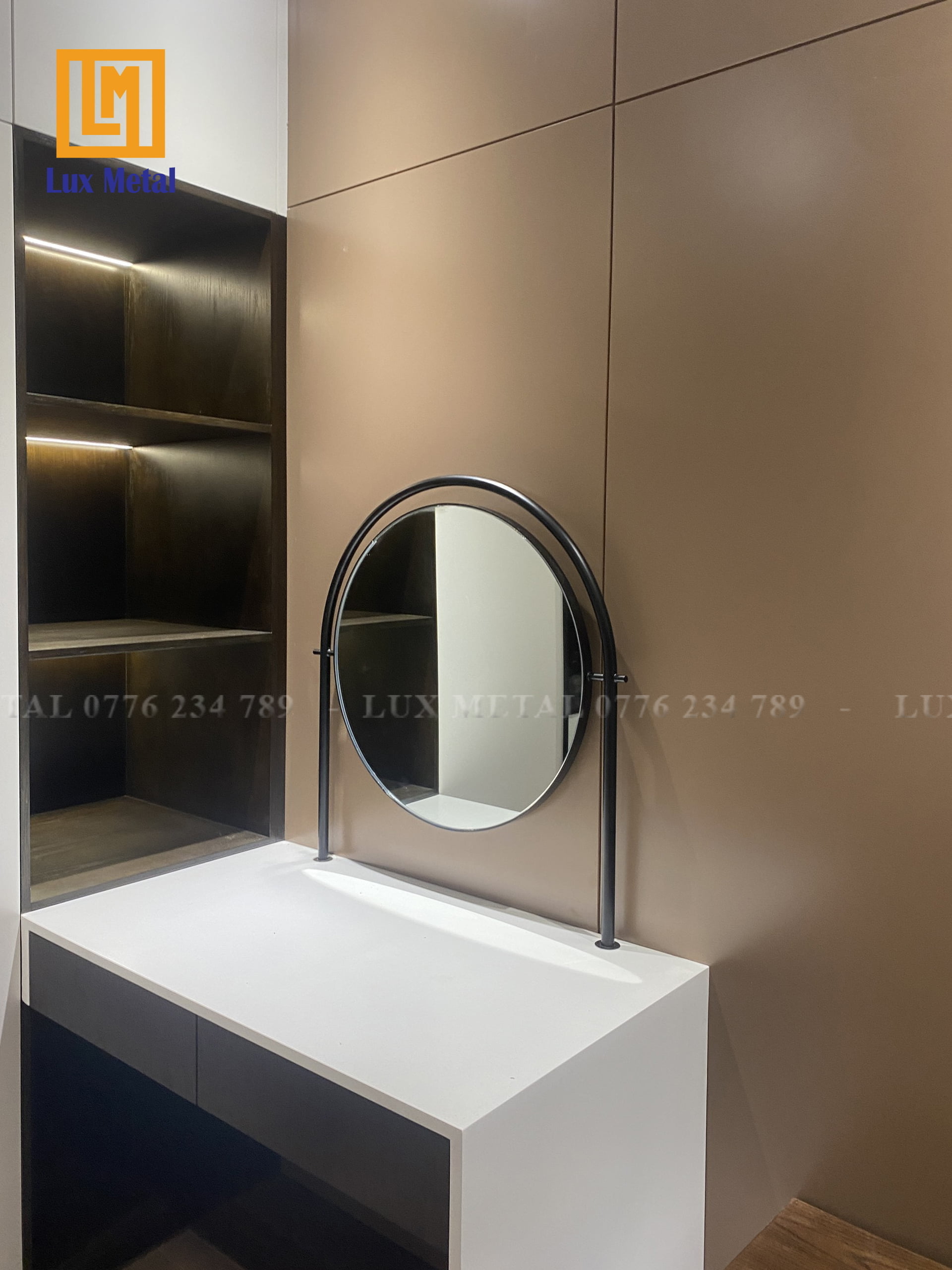 Gương tròn bàn trang đẹp nhỏ gọn