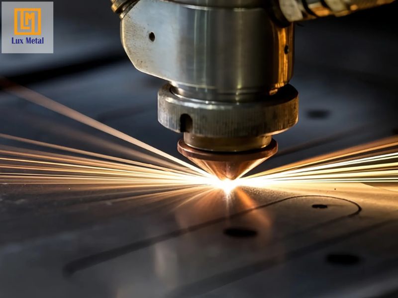 Gia công cắt inox cnc