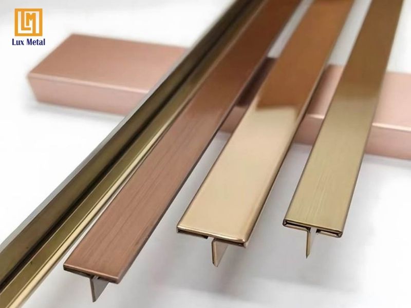 Nẹp inox chữ T dùng nối hai bề mặt gạch cùng độ dày